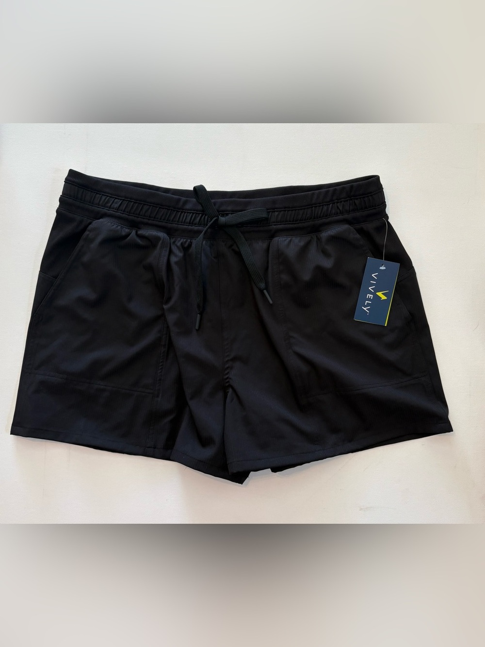NWT Women's Vively Black Athletic Drawstring Shorts Size XL